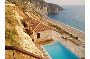 Greece Chata Agios Nikitas, Exterior